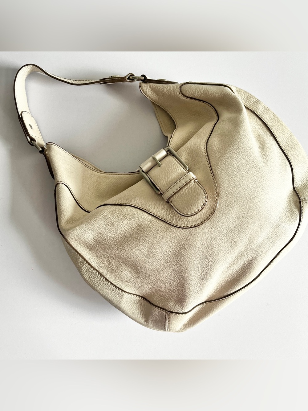 Michael Kors Y2K hobo shoulder bag purse cream pebbled leather buckle slouchy